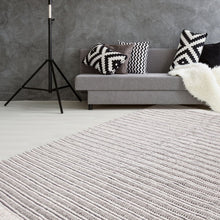 Afbeelding in Gallery-weergave laden, Floraya - Vloerkleed Nature - Beige/Grijs - Diverse afmetingen - 14mm dik - Laagpolig