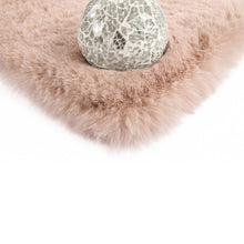 Afbeelding in Gallery-weergave laden, Floraya - Vloerkleed Fluffy - Creme - Diverse afmetingen - 35mm dik - Hoogpolig