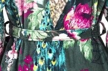 Afbeelding in Gallery-weergave laden, Floraya - Badjas Blossom - Groen - Diverse Maten - Unisex - 100% katoen