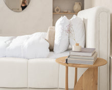 Afbeelding in Gallery-weergave laden, Floraya - Chique design bed 160x200 / 180x200 cm - Beige - Incl. Montage
